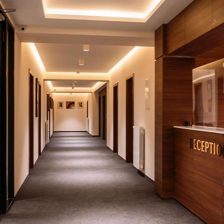 טביליסי Hotel Parma מראה חיצוני תמונה
