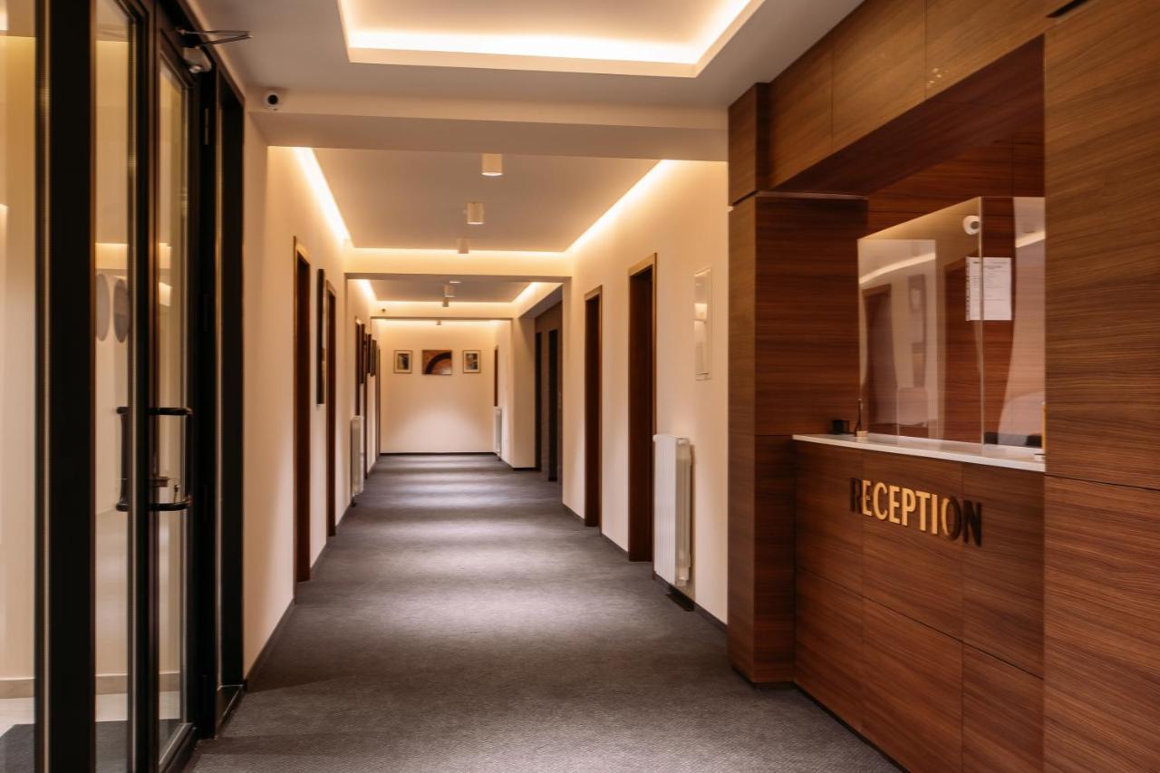 טביליסי Hotel Parma מראה חיצוני תמונה