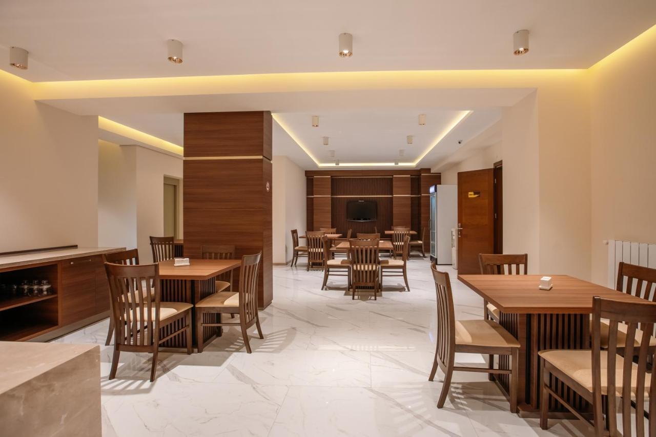 טביליסי Hotel Parma מראה חיצוני תמונה