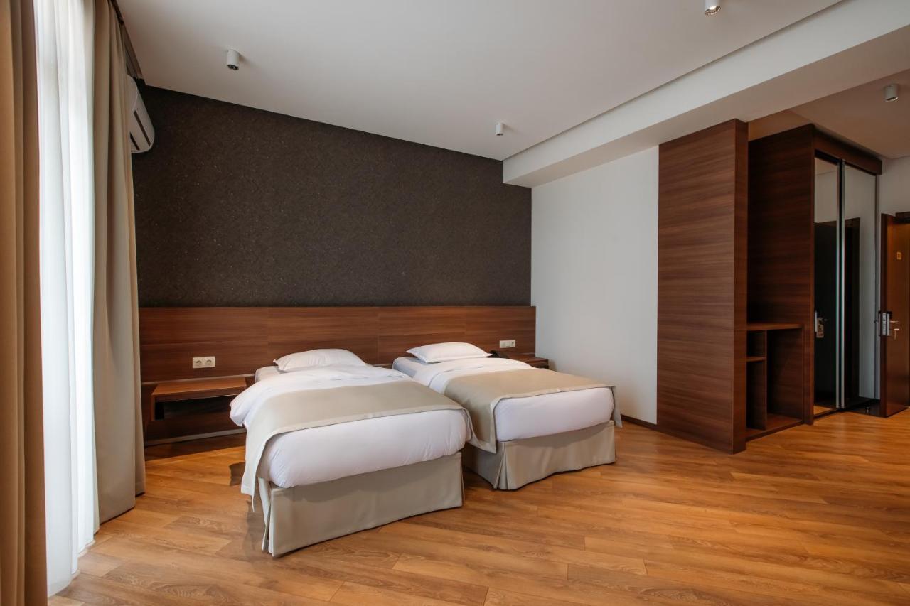 טביליסי Hotel Parma מראה חיצוני תמונה